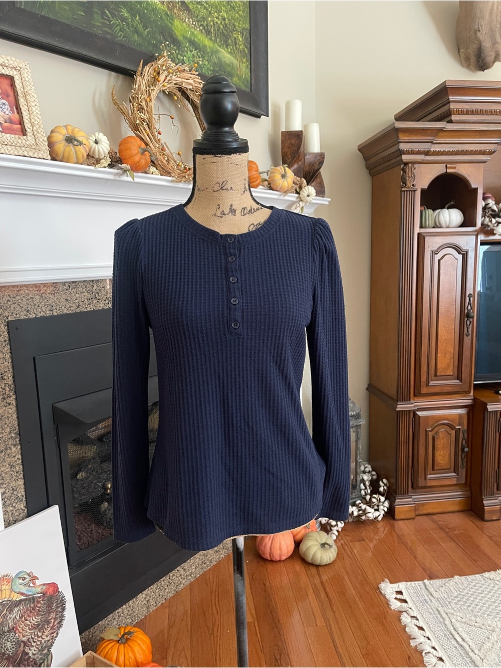 Time and Tru Women's Navy Blue Waffle Knit Henley Button Long Sleeve Top M